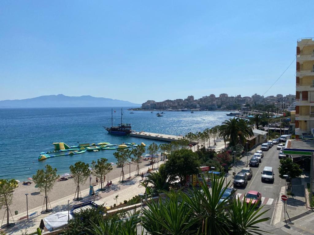 Sea Breeze Apartment Sarandë Eksteriør billede