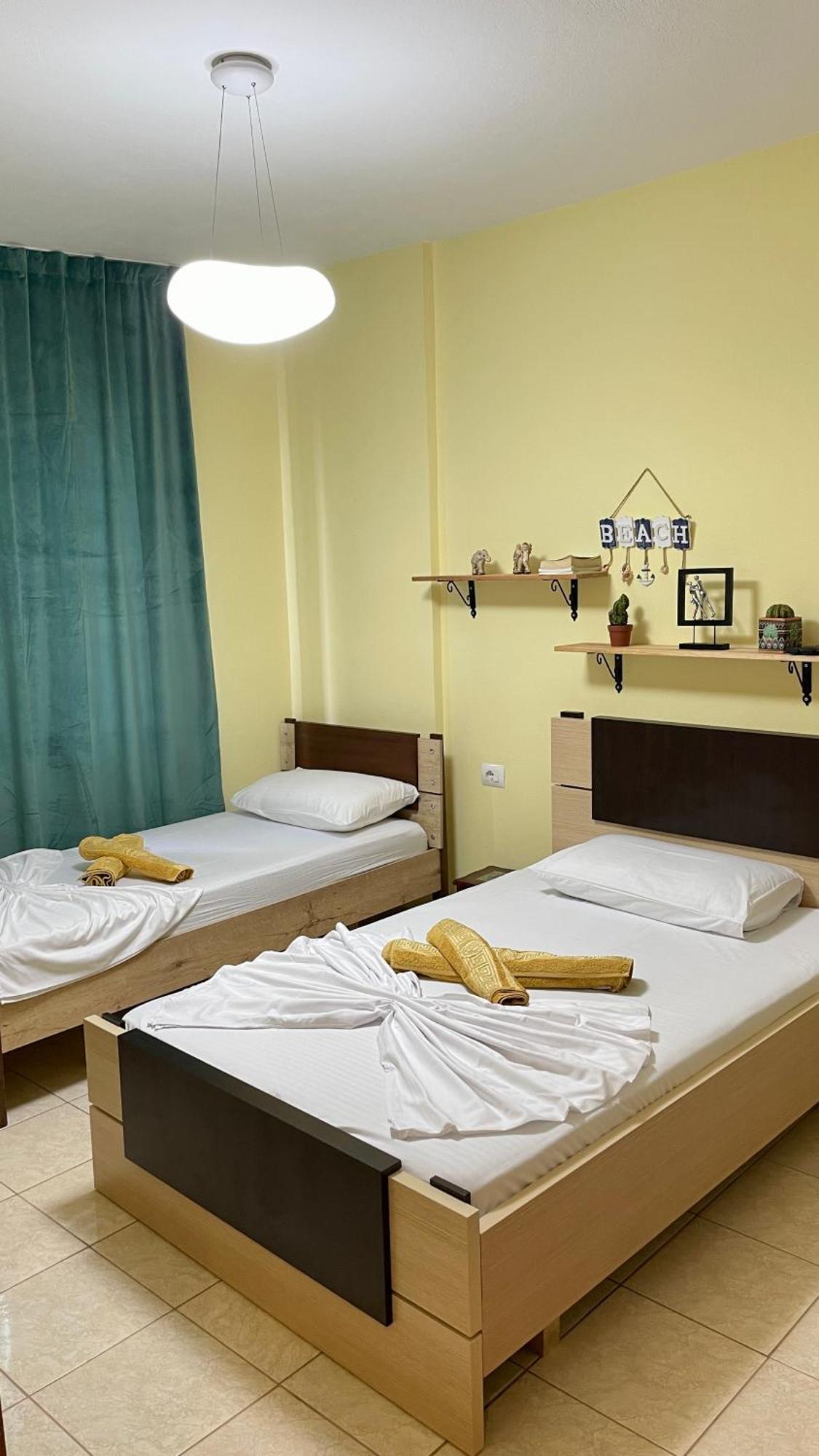 Sea Breeze Apartment Sarandë Eksteriør billede
